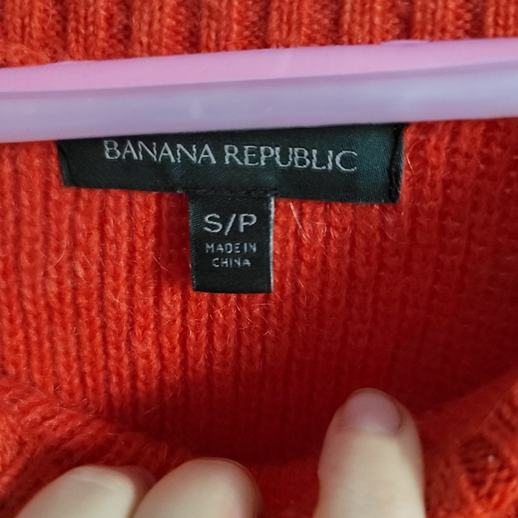 Banana Republic boat neck sweater - Picture 2 of 4